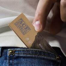 2000张/50本 - 1000张/25本 - 1 1/4卷香烟纸 - 正品未漂白香烟纸 - 天然阿拉伯胶香烟纸 - 44*78毫米正品香烟纸 - 经典超薄香烟纸，燃烧顺畅。 - 彩色 - 查看 11