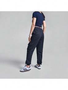 Adidas Originals 女式长裤 2026 春季新款时尚运动休闲锥形裤腿工装裤复古口袋慢跑裤 GD3071 - 黑色 - 查看 3