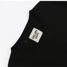 GALLERY D-EPT T-Shirt With Car Print, Short Sleeve, For Men And Women, High-Street Style, Crew Neck, Casual Short Sleeve Top For Men, GALLERY - Hand - 查看 3