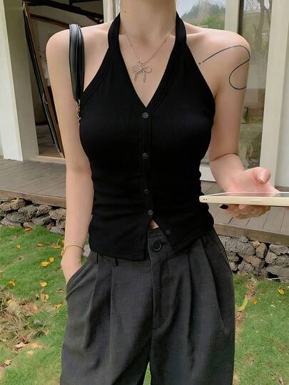 Chalecos colgantes de cuello las mujeres usan ropa exterior en verano, el sentido del diseño es pequeño y único, la blusa de la chica picante tiene su propia almohadilla para el pecho para usar fuera chaleco para mujer