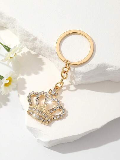 Fashionable Hollow Crown Shaped Keychain Pendant, Embellished With Rhinestones, Suitable For Women's Daily Wear And Gifting Bag Charms Car Teacher Friend Sister Gift Ideas Crown Crystal Keychain, Bag Charm, Small Pendant, Rhinestone Metal Key Chain, Bag Charm, Rhinestone Bag Charm, Crown-Shaped Bag Decoration, Chain Bag Charm, Alloy Bag Charm, Gold Bag Charm, Women'S Bag Charm, Backpack Decoration, Holiday Gift.