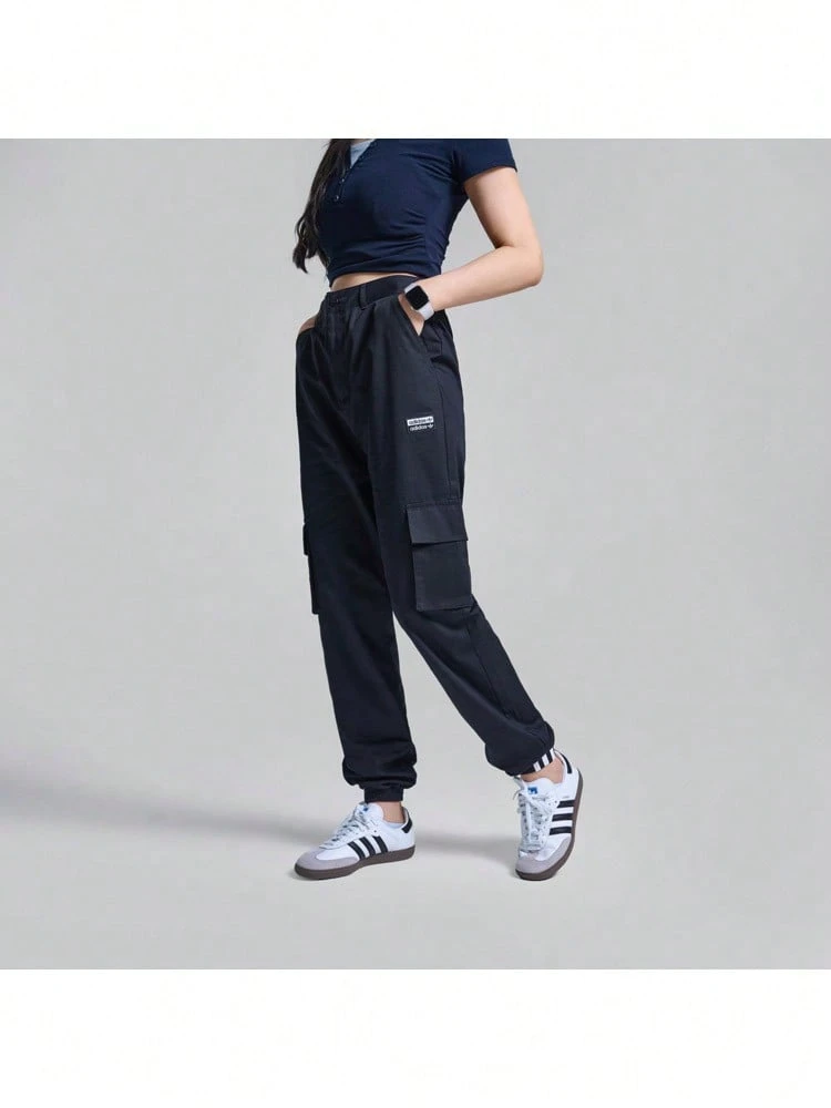 Adidas Originals 女式长裤 2026 春季新款时尚运动休闲锥形裤腿工装裤复古口袋慢跑裤 GD3071 - 黑色 - 查看 1