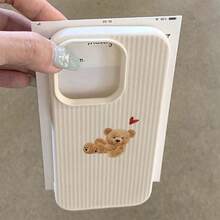 Ốp lưng điện thoại hình trái tim, chất liệu TPU, họa tiết gấu sọc và trái tim, phù hợp với 17 Pro Max/17/16 Pro Max/15/13/12/11, S20 FE/A15/S24/A55, Note 11/Note 12/Note 13 Pro, bảo vệ điện thoại toàn diện, chống rơi vỡ, mềm mại. - trắng - Xem 3