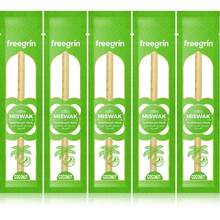 Bàn chải đánh răng FREEGRIN hương dừa mới, làm từ cây Miswak tự nhiên, cực kỳ tươi mát, chiết xuất từ cây Miswak chính hiệu của Ả Rập, giúp tăng cường sức khỏe nướu, làm chắc răng và làm thơm hơi thở. Bàn chải đánh răng Miswak Siwak - Màu xanh chanh - Xem 13