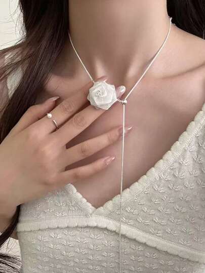 1 pieza Collar con flor de rosa blanca, borlas y empalme, minimalista, sexy, elegante y dulce, moda camiseta/suéter, cadena, adecuado para uso diario, casual, fiesta, vacaciones, ropa de calle, collar ajustable