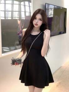甜美温柔的束腰无袖露背迷你连衣裙，时尚夏季女装，黑色优雅 - 黑色 - 查看 8