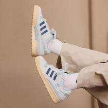 Giày thể thao bóng rổ thường ngày Adidas FORUM LOW CL W - Xanh và trắng - Xem 2