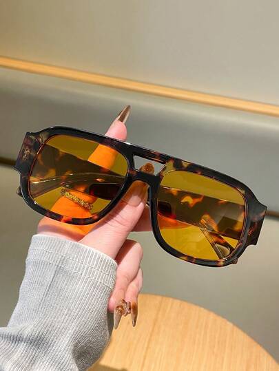 1pc New Style Gender-Neutral Fashion Fashion Glasses For Both Men And Women, Perfect For European Photoshoots, And Sophisticated Sun Protection Fashion Glasses