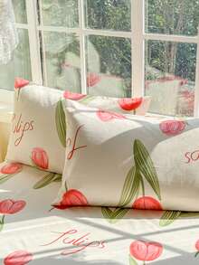 Bộ 3 món (1 ga trải giường, 2 vỏ gối) họa tiết hoa lớn màu đỏ, thiết kế in hoa lớn với viền xếp ly, ga trải giường che phủ toàn bộ bề mặt chống bụi, bộ 3 món ga trải giường xếp ly kèm 2 vỏ gối. - Chỉ có tình yêu trong mùa hoa nở - Xem 3