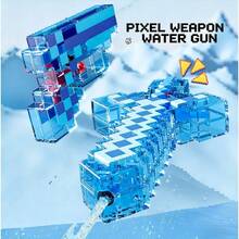 Pistola de agua con diseño de píxeles - Pistola de agua a presión - Rociador de agua - Juguete de verano - Juguete para fiestas de verano - Regalo de cumpleaños - Regalo perfecto - Coleccionable - Multicolor - Ver 2