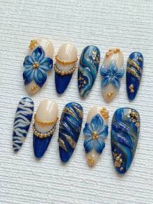 Uñas postizas elegantes estilo Y2K de almendra larga 10 piezas - Puntas francesas blancas con degradado azul, flores 3D, estrellas de mar y collar de oro con gotas de agua - Kit de arte de uñas de "Festín de la sirena" reutilizable con pegamento y lima - Suministros de uñas góticas de Halloween y Navidad - Azul - Ver 3