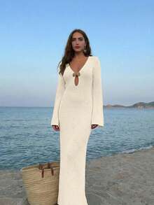 女士夏季沙滩波西米亚度假风贝壳形金属扣深V领镂空喇叭袖修身连衣裙，性感度假罩衫，适合假日穿着 - 杏色 - 查看 4