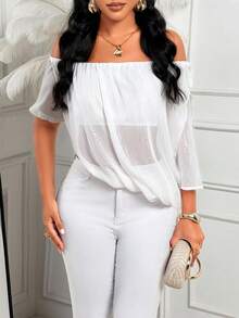 Amarilo 女士白色露肩亮片垂褶短款背心 - 完美搭配沙滩装、夏季度假装和温暖天气服装 - 白色 - 查看 4