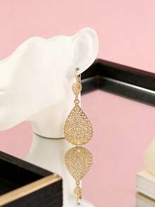 1 Đôi bông tai tua rua hình giọt nước rỗng mạ vàng kiểu Baroque sang trọng, thích hợp cho đám cưới, tiệc tùng, lễ hội của phụ nữ. - Nhiều màu - Xem 2