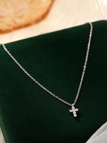 1 pieza Collar con colgante de mini cruz de plata de ley S925, collar de clavícula elegante y minimalista con diseño único y exclusivo de mujer con incrustaciones de rhinestone, regalo distintivo de lujo - cruz - Ver 6