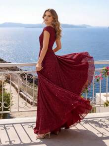 Elegant Red Round Neck Ball Gown, Charming Long Fitted Round Neck Sleeveless Sequin Metal Button Decorated Dress - Burgundy - View 2