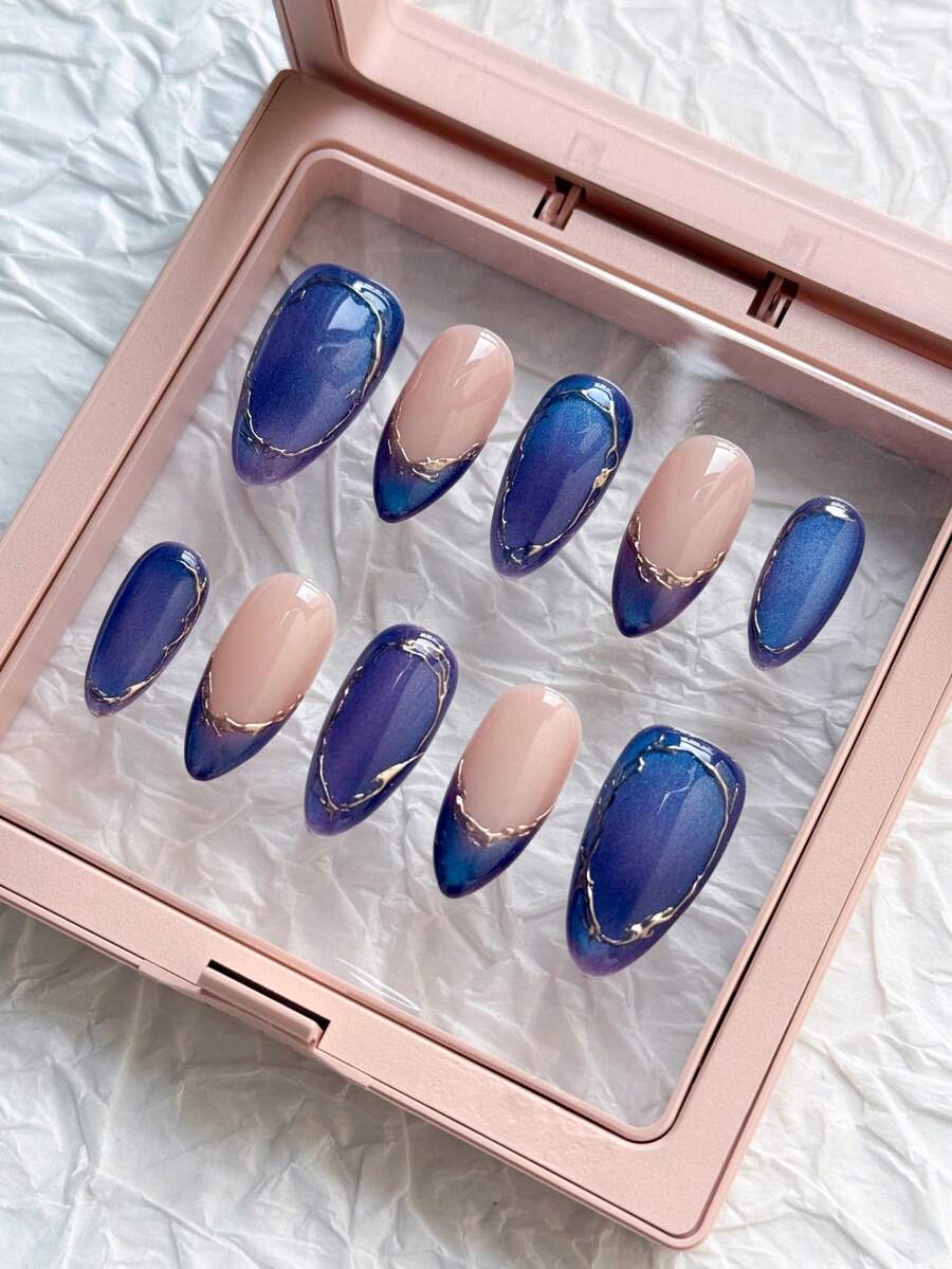 10片装女士及女孩手工杏仁形亚克力按压式假指甲 - 可爱猫眼造型，饰以金色线条，Y2K INS风，包含全套美甲工具，完美适用于派对、舞会、节日庆典、日常造型及特殊场合，是时尚可爱女性及少女的理想礼物。