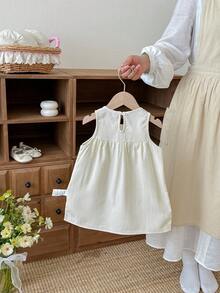 Đầm không tay thêu hoa tối giản ngọt ngào cho bé gái, thích hợp cho mùa xuân/hè. - Màu be - Xem 3