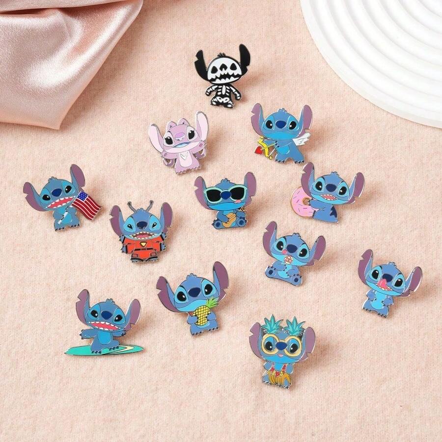 Monogram 1pc Officially Licensed Metal Alloy Cartoon Brooch, Cute Collectible Gift, Anime Peripherals, Skull Model Jewelry Decoration For Backpack, Clothes, Pencil Case, Daily Wear, Birthday Gift, Fashion Pin - Multiple Styles - View 1