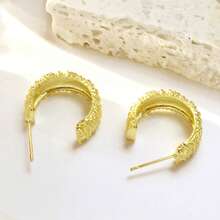 1 Pair Fashionable Retro Textured Stud Earrings - 037-gold - View 2