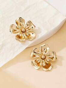 1 Pair Elegant Luxury Metallic Sheen Gold 5-Petal Flower Stud Earrings, Gift For Women, Jewelry For Date, Valentine's Day - Yellow Gold - View 2