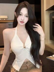 2026 Spring/Summer New Sexy Metal Buckle Twist Halter Neck Knit Camisole Top, Slim Fit Revealing Slit Casual Versatile Layering Undershirt For Girls & Young Ladies - Apricot - View 4