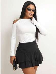 Women's Zoe Long Sleeve Blouse In Premium Supplex – Elegant With Buckle Detail - Asymmetrical Collar - Available In Other Colors - After Purchase, Please Send Us Your Chosen Color Via Chat - Photos In The Banner. - 白色 - 查看 5