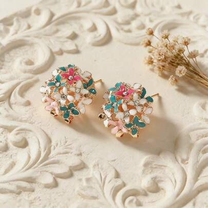 1 Pair European And American Fashion Versatile Sweet Girl Oil Drop Flower Earrings, Exquisite Rhinestone Painting Oil Design, Gentle And Cute Yet Elegant, Minimalist And Petite Suitable For Any Outfit, Can Be Worn Daily, Commuting, Or On Dates, Fine Texture And Fade-Resistant