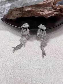 1 Đôi bông tai bạc kiểu dáng Châu Âu & Mỹ, nhiều lớp hình lá tua rua, sang trọng, lãng mạn, thích hợp cho đám cưới/tiệc tùng. - Bạc - Xem 3