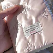 1个高品质蝴蝶结护照夹，刺绣奢华缎面护照套，旅行证件袋，可装护照/机票/卡片，适合旅行、通勤，可作为礼物送给女朋友、朋友、家人。 - 彩色 - 查看 3