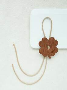 1 pieza Colgante de trébol de cuatro hojas personalizado con cuerda colorida, artículo personalizado, dije de trébol de cuatro hojas con letra, adecuado para bolso de mujer, regalo de primavera, accesorio de bolso lindo de trébol de cuatro hojas, múltiples colores disponibles - Brillante - Ver 17