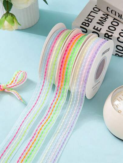 1 Cuộn Ruy Băng Macaron Sọc Cầu Vồng - Ruy Băng "Sọc Bong Bóng" Bán Trong Suốt được Trang Trí Bằng Những Sọc Macaron Cầu Vồng Rực Rỡ. Loại ruy băng này rất phù hợp để gói quà và trang trí sự kiện, đặc biệt thích hợp cho Ngày của Mẹ, Đám cưới, Tiệc sinh nhật, Lễ tốt nghiệp, các sự kiện theo chủ đề khác nhau, Kỷ niệm và Tiệc độc thân.