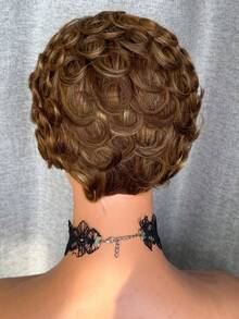Glueless Blended Hair Perücke mit natürlichen braunen Highlights, lockige Welle, Pixie-Schnitt, glueless und ohne Spitze, 150% Dichte, kurzes Haar für den täglichen Gebrauch, Cosplay & Partys - Geeignet für alle - S4/27 - Übersicht 4