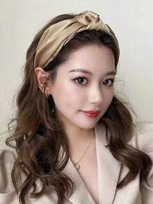 1 件女士优雅高端时尚派对丝缎头带装饰 - 米色 - 查看 4