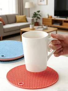 Tấm lót cách nhiệt silicon dạng tổ ong, chịu nhiệt, chống trượt, dùng để lót nồi, lót cốc, lót bát, bảo vệ mặt bàn bếp, thiết kế treo tiện lợi dễ vệ sinh, tấm cách nhiệt đa chức năng cho gia đình và nhà hàng. - Xem 2