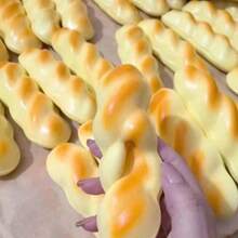1pc Super Slow Rebound Soft & Chewy Handmade Candy With Bread Texture, Suitable For Birthday, Christmas, Halloween Gifts (Handmade Product, May Have Minor Flaws, Please Do Not Purchase If Bothered) - Multicolor - View 3