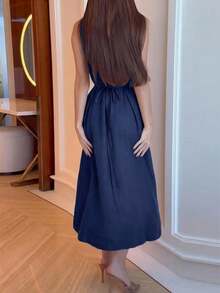 Women's Elegant Sleeveless Solid Color Mid-Length Dress, Elegant Woven Fabric, Summer - Blue - View 3