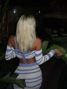 Top corto ajustado con hombros descubiertos, cuello halter con lazo, rayas de contraste y diseño calado + Falda larga ajustada con cintura elástica, conjunto de falda de punto, adecuado para la playa y atuendos de vacaciones para mujeres - Neblina azul - Ver 3