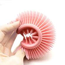 二合一升级版硅胶沐浴刷，双面梳子和身体刷，悬挂式设计，柔软硅胶材质，去角质，高品质硅胶沐浴球，头皮按摩器……情人节、妇女节、母亲节、节日的理想礼物 - 彩色 - 查看 5