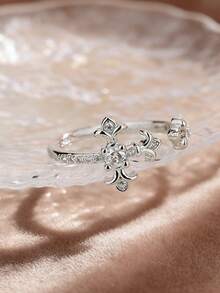 1 Nhẫn Iris Zirconia Châu Âu và Mỹ với mặt dây chuyền chất lượng cao, nhẫn hình thánh giá thời trang đính kim cương lấp lánh hình hoa. - Bạc - Xem 2