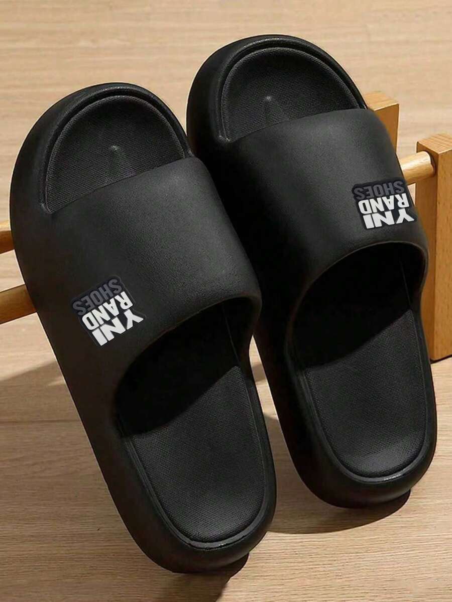 Dép lê unisex tối giản thời trang mùa hè mới, đa năng cho sử dụng hàng ngày. Đế dày chống trơn trượt, thoáng khí và mềm mại. Được làm từ EVA, thiết kế dành cho phòng tắm, kháng khuẩn và chống trơn trượt, bảo vệ chân, nhanh khô. Thiết kế siêu giảm sốc, thích hợp cho bãi biển/ngoài trời/trong nhà/phòng ngủ/phòng tắm, v.v. [Nên chọn lớn hơn một cỡ so với thường lệ để thoải mái hơn]