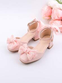 甜美可爱的花童高跟鞋，适合婚礼、派对、度假等场合，适合所有年龄段的女孩，经典舒适百搭的小鞋子，时尚简约的蝴蝶结搭扣，适合所有季节，可用于节日、正式场合、表演、芭蕾舞、公主鞋、露趾高跟鞋、优雅高跟鞋，夏季必备。 - 粉色 - 查看 7