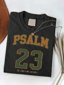 Camiseta Vintage para Hombre con Versículo Bíblico Cristiano - Salmo 23:1 "El Señor es mi pastor" - Verde Oscuro y Letras Doradas - Camiseta de Algodón Suave Lavado - Transpirable para Gimnasio, Iglesia, Uso Casual - Regalo de Fe para Hombres - Lavable a Máquina - Escritura del Salmo 23 - Negro - Ver 2