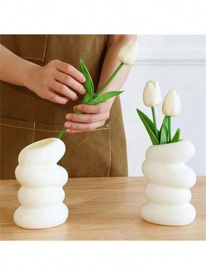 Bình hoa Tulip - Bình trang trí để bàn kiểu nhà nông thôn màu trắng hình học, phong cách Bohemian, bình nhựa trắng có gân, trang trí nhà hiện đại tối giản, thích hợp cho trồng thủy canh, bàn tiệc cưới, nhà cửa, văn phòng, trang trí lãng mạn, bình trang trí phòng ngủ.