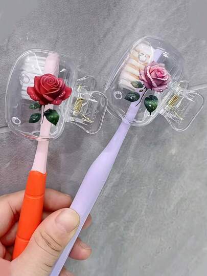 Bộ 2 món gồm hộp đựng bàn chải đánh răng di động họa tiết hoa hồng xinh xắn, giá đỡ bàn chải và kẹp bàn chải đánh răng tiện dụng khi đi du lịch, hoàn hảo cho gia đình/du lịch.