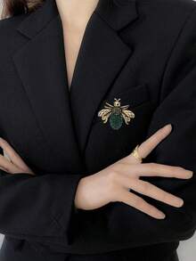 1pc Bee Rhinestone Brooch, Suitable For Women's Daily And Festival Wear - Green - View 2
