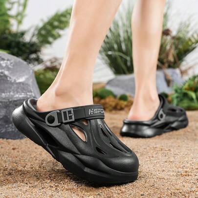 Nuevas sandalias transpirables y huecas para hombres de primavera/verano, suelas de EVA suaves y cómodas, estilo de playa/vacaciones al aire libre, suelas gruesas para interiores/hogar/baño, zapatillas elevadoras, blancas unisex adecuadas para el trabajo, la universidad y el uso casual