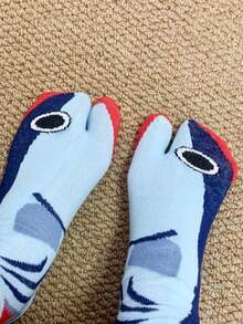 1 Pair Funny Cute Abstract Blue & Red Shark Toe Separator Straight Tube Socks, Suitable For All Seasons - Multicolor - View 3