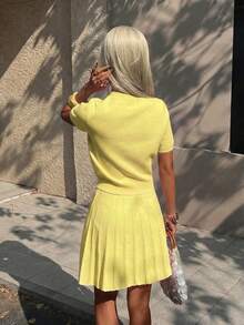 Women's Minimalist Elegant Knit Two Pieces Set, Casual Chic Style, Spring/Summer - Yellow-green - View 12