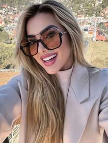 1pc Double Bridge Half-Rim Square Fashion Fashion Glasses, Stylish Street Snap Glasses For Women - Black Tea - View 2